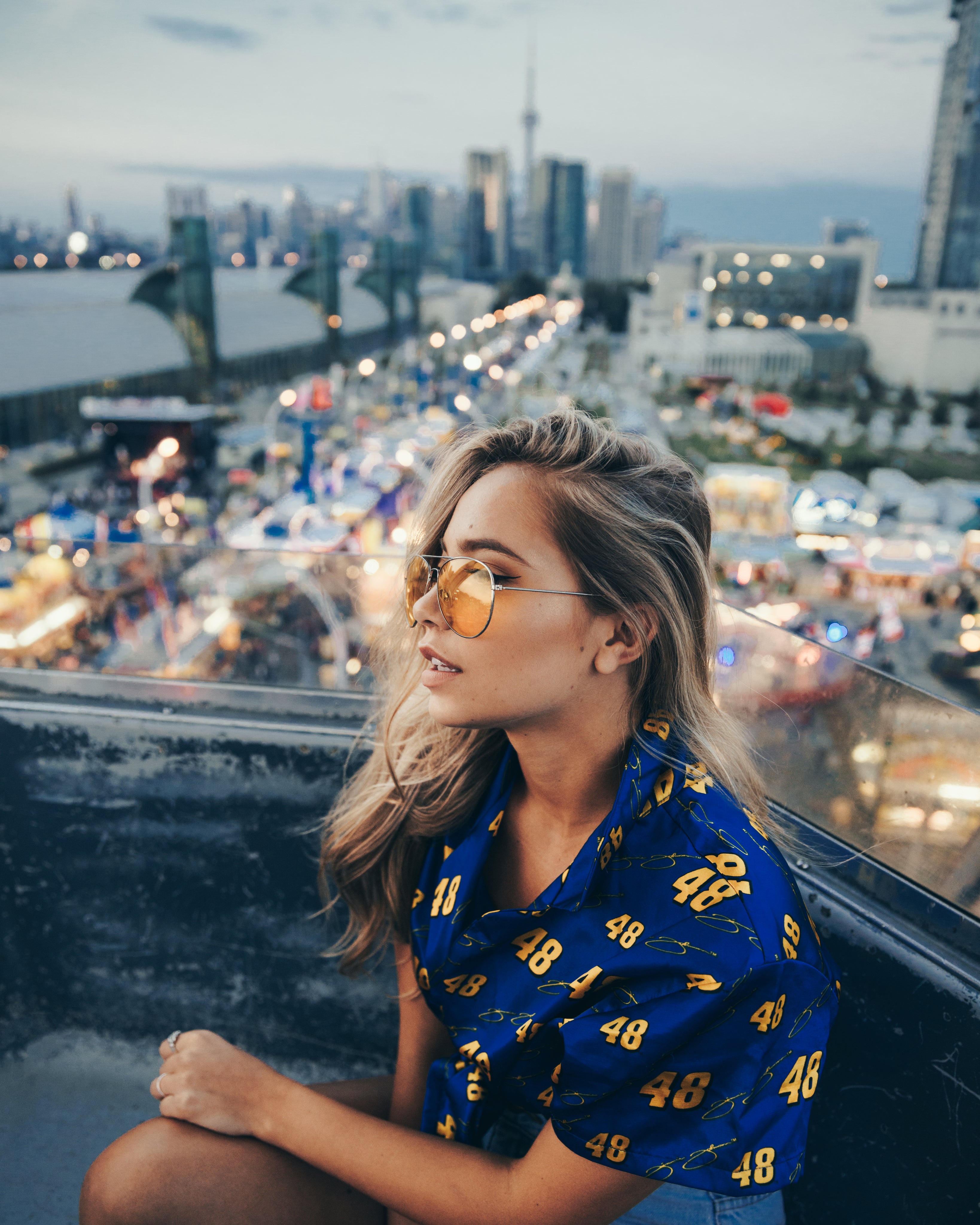 files/young-woman-on-ferris-wheel.jpg